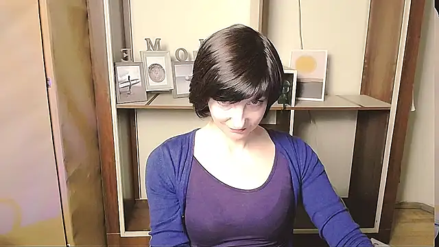  AngeliaFlow  online show from May 4, 2026, 8:50 am