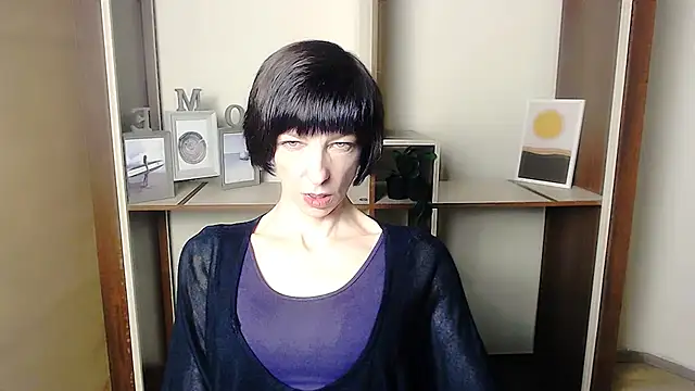  AngeliaFlow  online show from September 19, 2025, 6:17 am