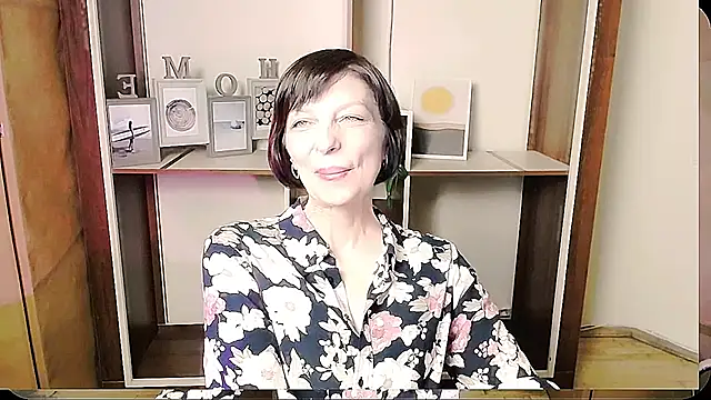 Snapshot of _AngeliaFlow_ chatting on June 19, 2026, 9:48 am AngeliaFlow online show from June 19, 2026, 9:48 am