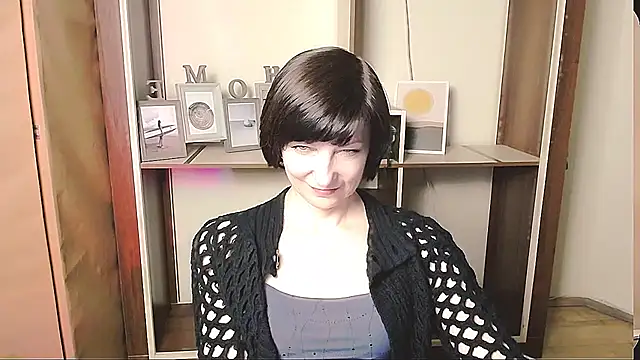  AngeliaFlow  online show from May 2, 2026, 9:14 am
