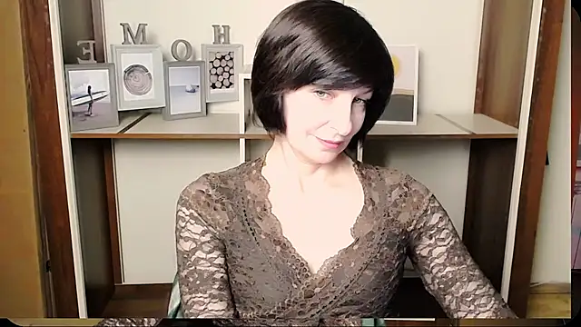 Snapshot of _AngeliaFlow_ chatting on July 22, 2026, 8:05 am AngeliaFlow online show from July 22, 2026, 8:05 am