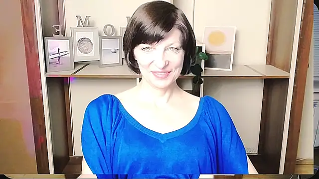 Snapshot of _AngeliaFlow_ chatting on June 26, 2026, 7:03 am AngeliaFlow online show from June 26, 2026, 7:03 am