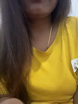 Deepcha1991 online show from February 17, 2025, 6:28 pm