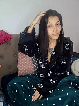 nickelfie online show from March 10, 2025, 10:39 am