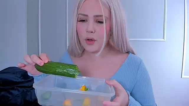  leana  online show from February 4, 2025, 5:34 pm