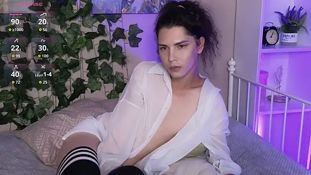 DamienLake online show from September 15, 2025, 8:53 pm