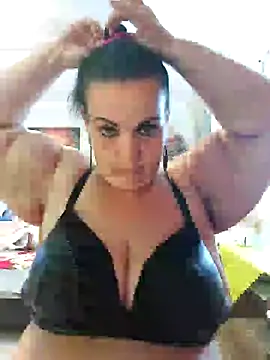 IvettkeXXX online show from July 18, 2026, 9:51 am