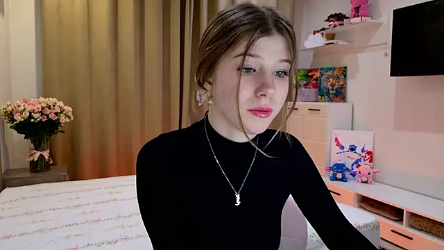 Bella amory online show from March 2, 2026, 9:22 pm