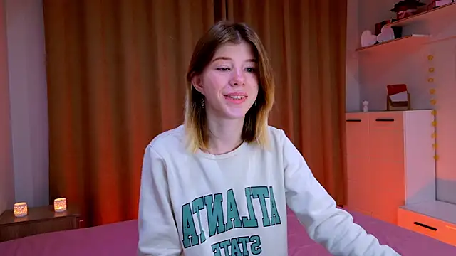 Bella amory online show from November 8, 2025, 3:04 pm