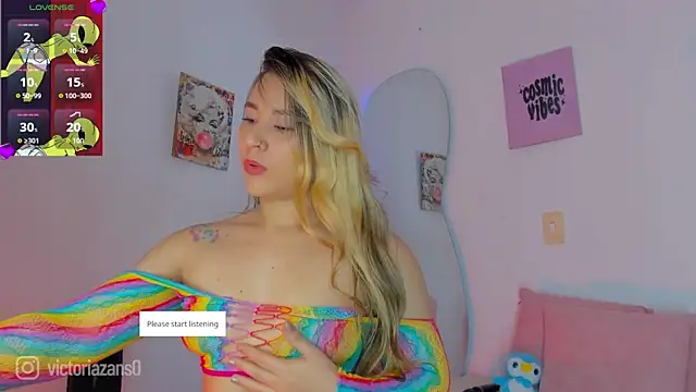 Vickyallien online show from June 9, 2026, 3:46 pm