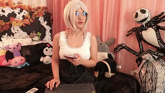 NataliaNovak online show from October 10, 2025, 12:28 pm