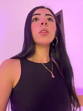 Mirandaa Rogers online show from July 19, 2026, 2:36 pm
