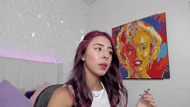 Mirandaa Rogers online show from September 19, 2025, 7:07 pm