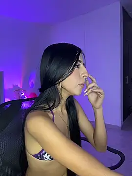 Mirandaa Rogers online show from July 14, 2026, 7:09 pm