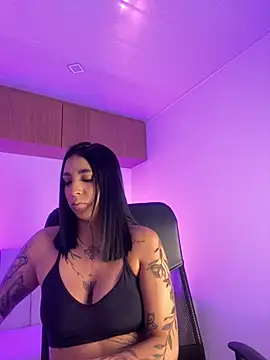 naiara angels online show from February 21, 2025, 2:06 am