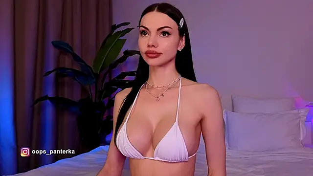 AmyLeeplay online show from May 2, 2026, 7:30 pm