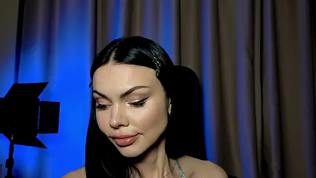 AmyLeeplay online show from October 3, 2025, 3:57 pm