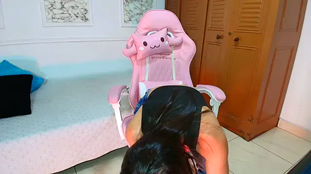 Danella houston online show from February 7, 2026, 8:39 pm