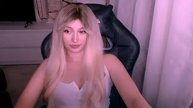 beauty blonde online show from January 11, 2026, 1:07 pm