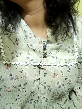 Your cutiepie  online show from February 21, 2026, 12:29 pm