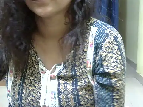 Your cutiepie  online show from October 9, 2025, 6:52 pm