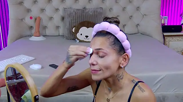 PlayfulShow online show from November 26, 2025, 10:59 am