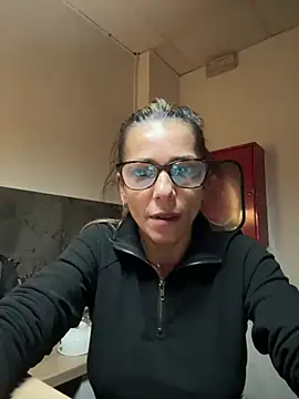 Snapshot of PlayfulShow chatting on March 11, 2026, 6:07 am PlayfulShow online show from March 11, 2026, 6:07 am