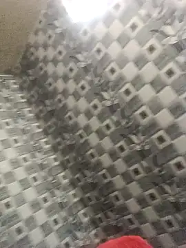 Hot-anjale online show from October 5, 2025, 1:51 am