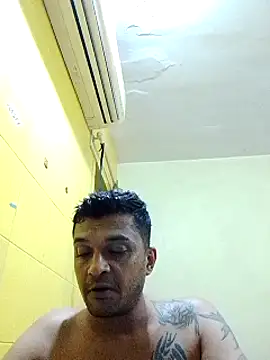 Snapshot of crazyfreaking chatting on February 28, 2025, 3:26 pm crazyfreaking online show from February 28, 2025, 3:26 pm