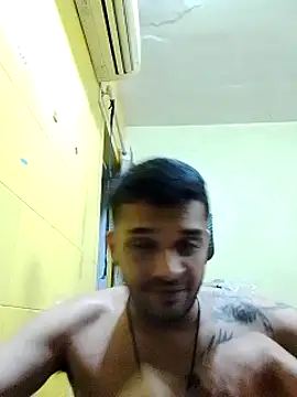 Snapshot of crazyfreaking chatting on March 4, 2025, 8:27 pm crazyfreaking online show from March 4, 2025, 8:27 pm