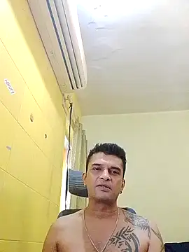 Snapshot of crazyfreaking chatting on March 7, 2025, 7:52 am crazyfreaking online show from March 7, 2025, 7:52 am