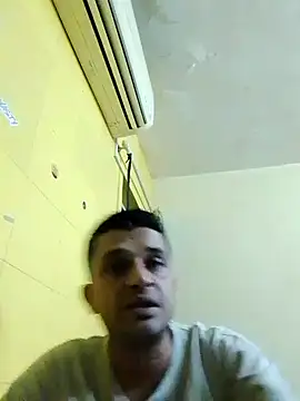 Snapshot of crazyfreaking chatting on February 25, 2025, 7:06 pm crazyfreaking online show from February 25, 2025, 7:06 pm