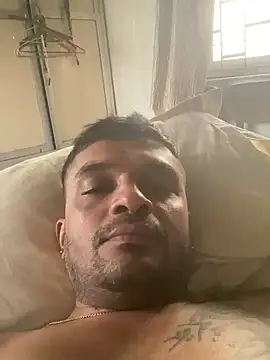 Snapshot of crazyfreaking chatting on March 16, 2025, 9:05 am crazyfreaking online show from March 16, 2025, 9:05 am