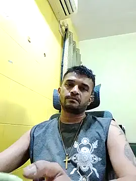 Snapshot of crazyfreaking chatting on March 19, 2025, 6:12 pm crazyfreaking online show from March 19, 2025, 6:12 pm