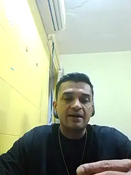 Snapshot of crazyfreaking chatting on March 7, 2025, 9:27 pm crazyfreaking online show from March 7, 2025, 9:27 pm