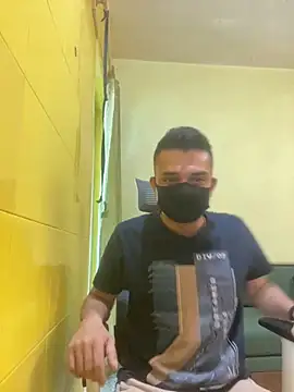 Snapshot of crazyfreaking chatting on February 5, 2026, 9:05 am crazyfreaking online show from February 5, 2026, 9:05 am