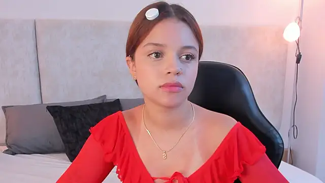 Giselle Lauren online show from March 16, 2026, 8:44 pm