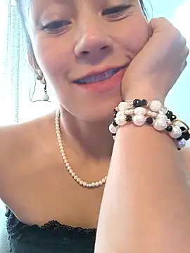 salome stockman s online show from February 17, 2026, 2:25 pm