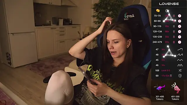 Snapshot of alexa_feels_ chatting on October 9, 2025, 3:34 pm alexa feels online show from October 9, 2025, 3:34 pm