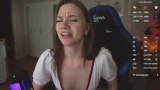 Snapshot of alexa_feels_ chatting on February 22, 2026, 4:19 pm alexa feels online show from February 22, 2026, 4:19 pm