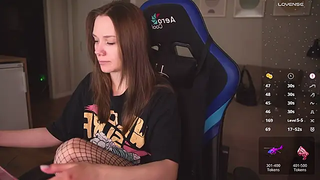 Snapshot of alexa_feels_ chatting on February 19, 2026, 4:59 pm alexa feels online show from February 19, 2026, 4:59 pm