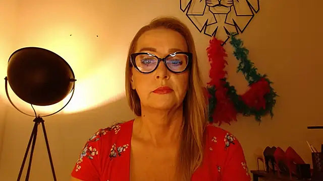 leaxSTAR online show from June 15, 2026, 2:06 pm