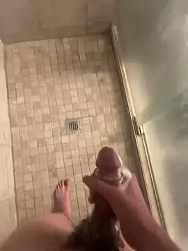 zay 01 online show from March 14, 2025, 6:50 pm