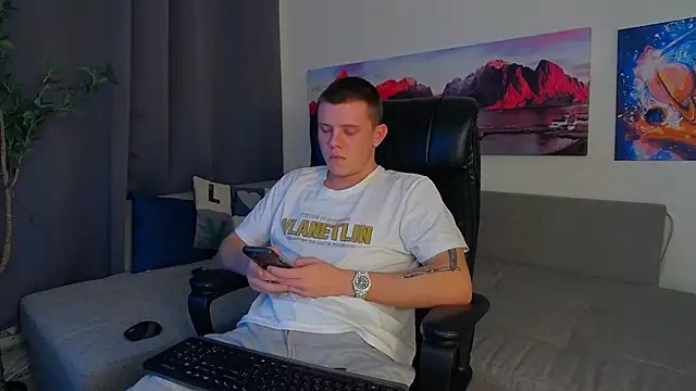 Ryker Seen online show from March 2, 2025, 6:48 am