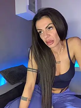 LittleMia 95 online show from March 11, 2026, 8:03 pm