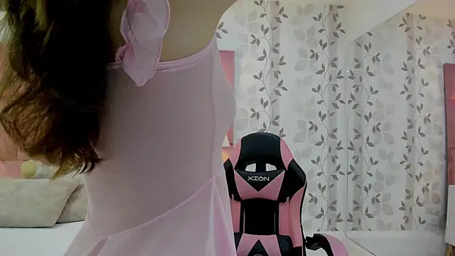 Snapshot of ArianaFranco chatting on March 6, 2026, 1:06 pm ArianaFranco online show from March 6, 2026, 1:06 pm