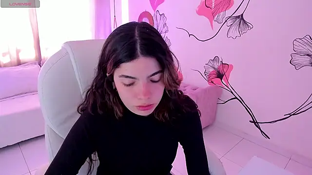 Isabela Fiorelli online show from June 2, 2026, 1:55 pm
