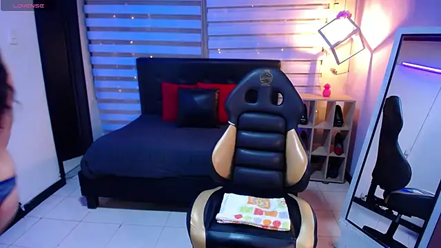 Cute Angell  online show from October 18, 2025, 12:40 pm