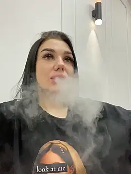 MaeveMoon online show from November 22, 2025, 5:56 pm