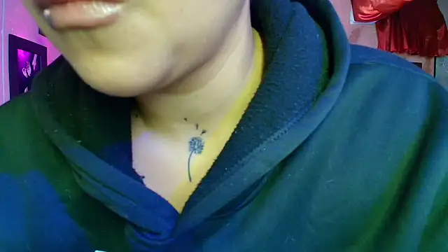 cherryy bombshelll online show from September 22, 2025, 7:09 pm